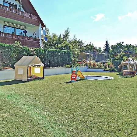Exklusives 212 Qm Mit 2 - Garten, Grill & Sauna! *
