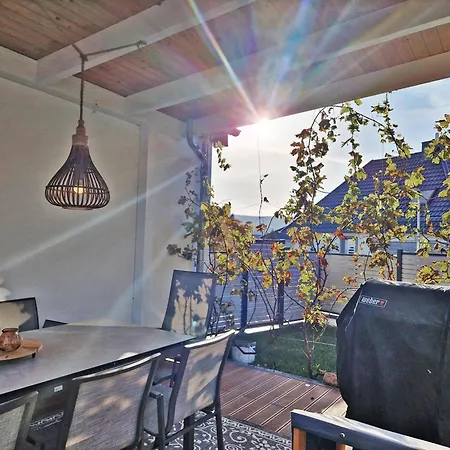 Exklusives 212 Qm Mit 2 - Garten, Grill & Sauna! Schauenburg