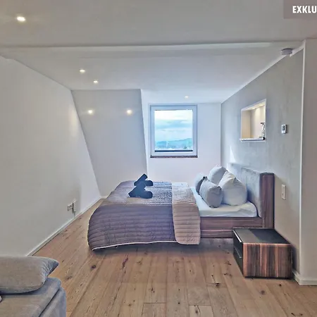 Apartment Exklusives 212 Qm Mit 2 - Garten, Grill & Sauna!