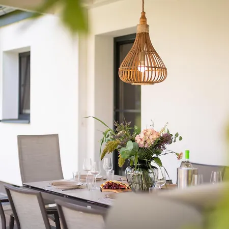 아파트 Premium Feelgood Ferienhaus - 212 Qm - Sauna, Garten, Terrasse & Grill - Bis Zu 12 Gaeste - 2 Apartments - Ideal Fuer Familien & Gruppen *