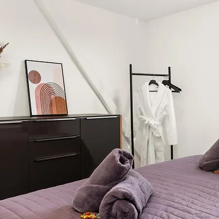 Apartmán Feelgood - 212 Qm Mit Sauna, Garten, Terrasse, Grill - 2 - Fuer Familien & Gruppen - Mitten In Deutschland Schauenburg