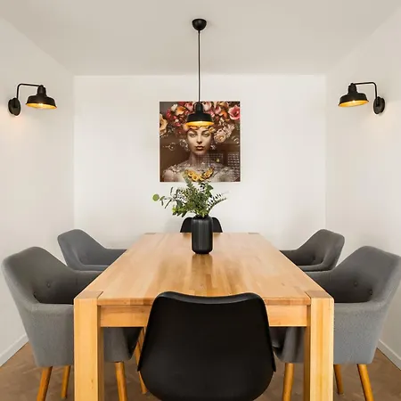 Premium Feelgood Ferienhaus - 212 Qm - Sauna, Garten, Terrasse & Grill - Bis Zu 12 Gaeste - 2 Apartments - Ideal Fuer Familien & Gruppen 쇼엔부르크