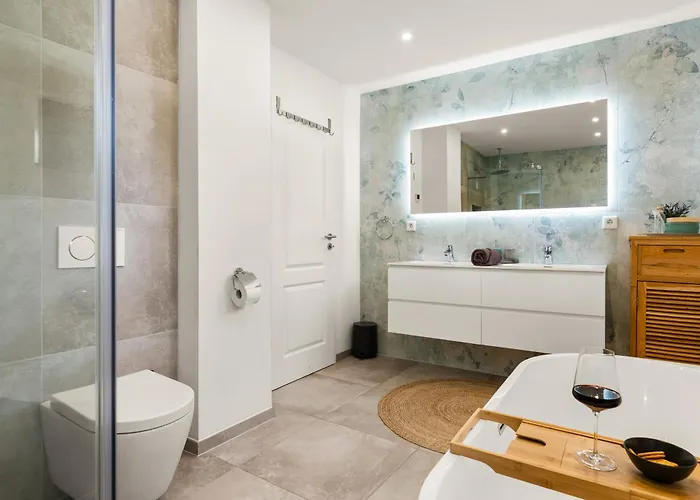 Apartamento Feelgood - 212 Qm Mit Sauna, Garten, Terrasse, Grill - 2 - Fuer Familien & Gruppen - Mitten In Deutschland Schauenburg